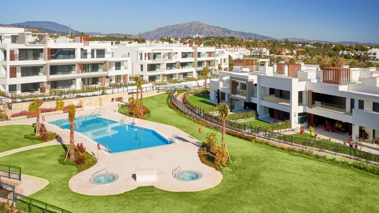 Los Miradores Del Sol By Mar Holidays Estepona Esterno foto
